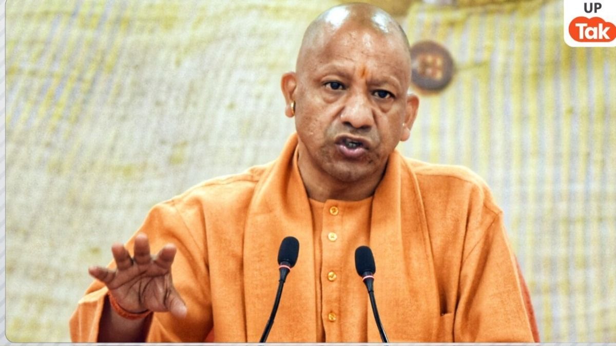 स्मार्ट मीटर पर महिलाओं के बवाल के बाद CM योगी का बड़ा एक्शन: प्रीपेड मीटर की अनिवार्यता पर रोक, उपभोक्ताओं को मिली बड़ी राहत cm yogi adityanath