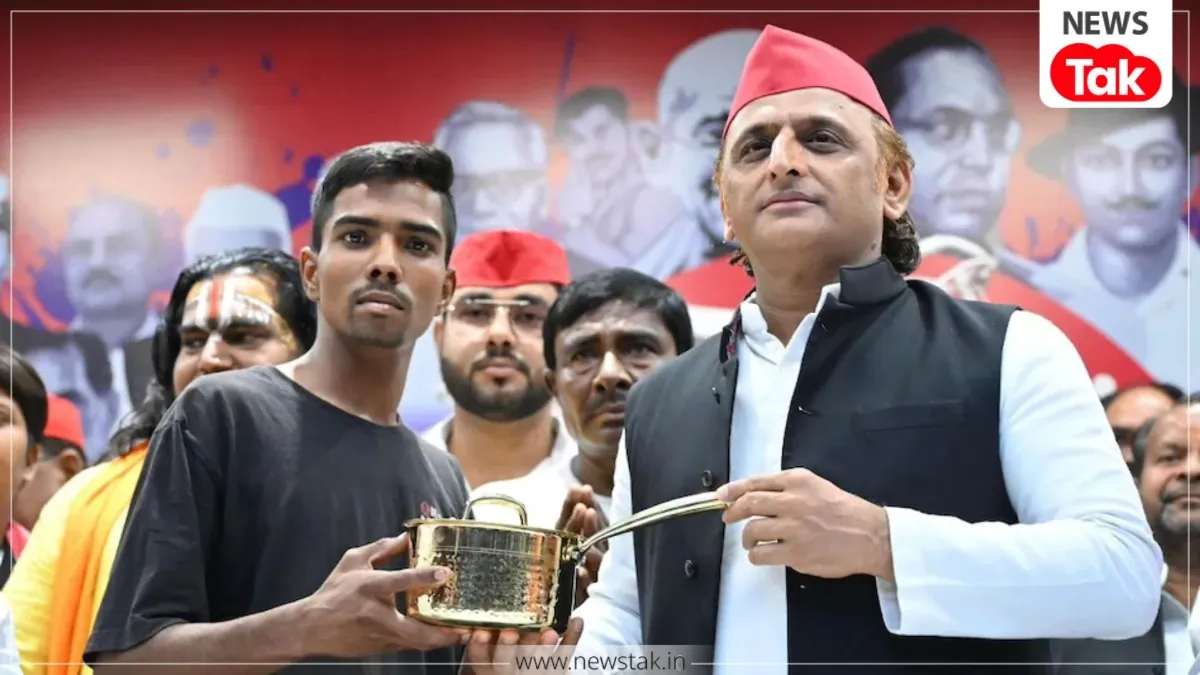 अखिलेश यादव 