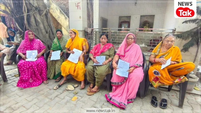 यमुना किनारे बसे 310 परिवारों को खाली करना होगा घर, क्या उजड़ जाएगी निगम बोध घाट की यह पुरानी बस्ती, जानें पूरा मामला यमुना किनारे बसे लोग