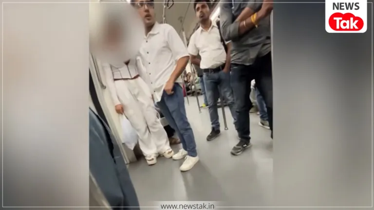 Delhi Metro Viral Video: 'गलत तरीके से छुआ...', मेट्रो में लड़की ने सरेआम लड़के को सिखाया सबक, जमकर हुई गाली-गलौज Delhi Metro Viral Video