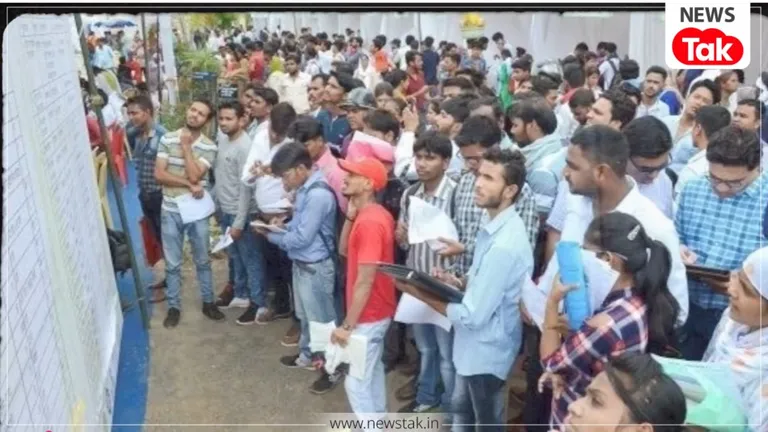 MP में 25 लाख बेरोजगारों को बड़ा झटका, सरकार ने खत्म किए 1.20 लाख से ज्यादा पद, जानें वजह मध्य प्रदेश में बेरोजगारी