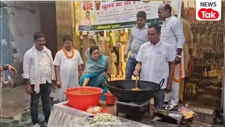 सोना छोड़ पकौड़े पर आए सुनार! रोहतास में ज्वैलरी शॉप के बाहर खुला चाय का स्टॉल, वजह जानकर रह जाएंगे हैरान। Tea Stall Viral News