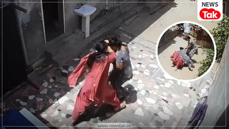 बाल पकड़े, धक्का मारा...फिर फर्श पर गिराकर आंगन तक घसीटा! सास-बहू के बीच मारपीट का वीडियाे देख दंग रह गए लोग सास-बहू के बीच जमकर हुई मारपीट