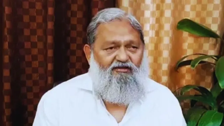 'छोटा बच्चा भी चप्पल से कुचल देता है, अपना नाम बदल लो', मंत्री अनिल विज की CJP को सलाह NewsTak