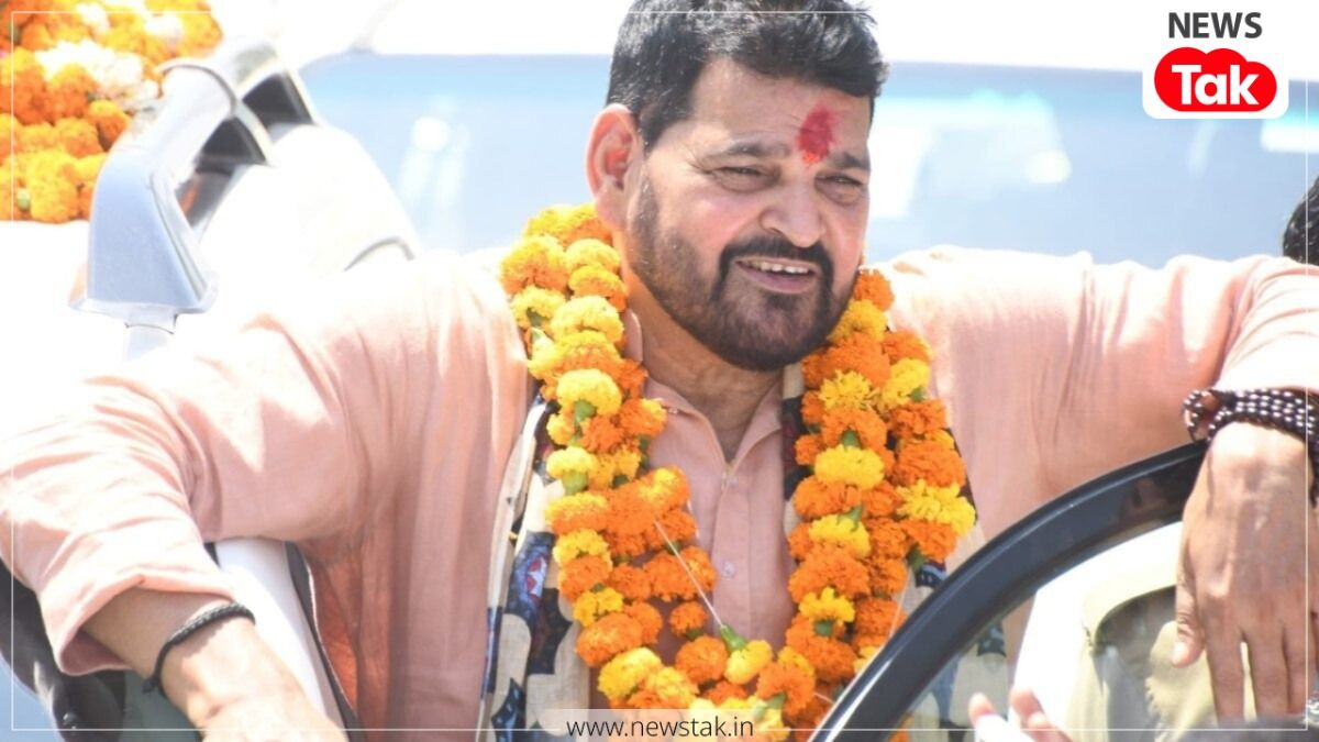 'अगर मैं सच बोलूंगा तो...' अयोध्या राम मंदिर चढ़ावा विवाद पर बृजभूषण सिंह का चौंकाने वाला बयान, आखिर बाहुबली नेता किसका डर? brijbhushan
