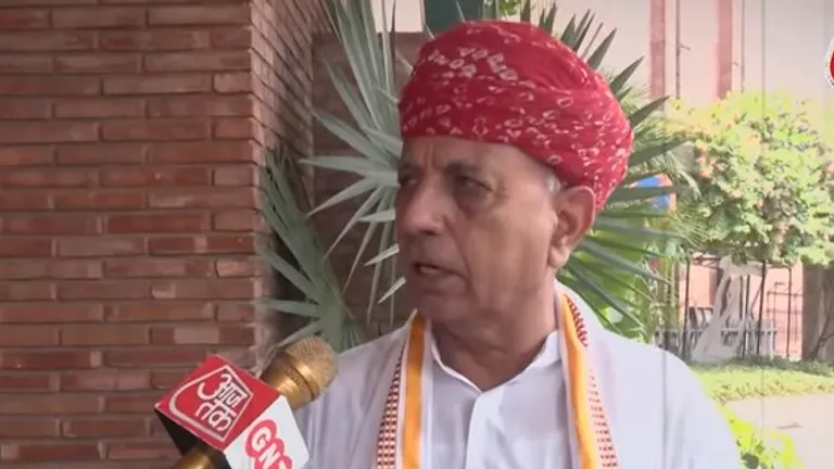 मात्र 14 दिन में मिली सरकारी मंज़ूरी? केंद्रीय मंत्री भागीरथ चौधरी के पॉलीहाउस और सब्सिडी की इनसाइड स्टोरी NewsTak