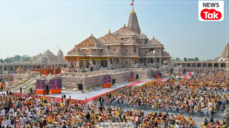 राम मंदिर चढ़ावा विवाद में याचिकाकर्ताओं को झटका, सुप्रीम कोर्ट ने तुरंत सुनवाई से किया इनकार राम मंदिर चढ़ावा विवाद में सुप्रीम कोर्ट का तुरंत सुनवाई इनकार