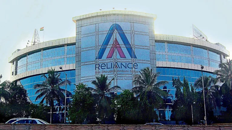 रिलायंस पावर में 13 फीसदी उछाल, एआई कारोबार की तैयारी से बढ़ी उम्मीद The complaint was filed against the company, its subsidiaries -- Reliance NU BESS Ltd and Rosa Power Supply Company Ltd -- and Manoj Bhaiyasaheb Pongde, along with other third parties.