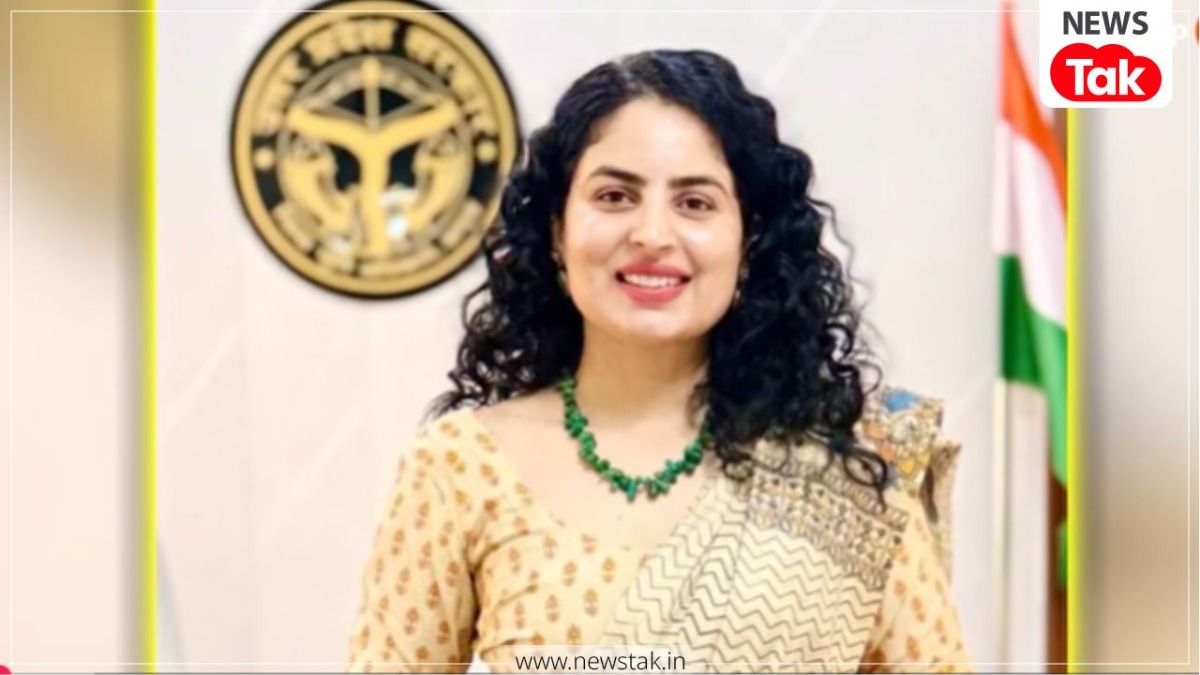 हापुड़ से रिश्वत लेने का मामला 