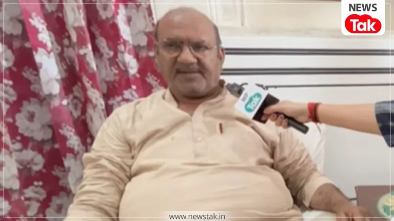 दतिया उपचुनाव: 'मरे हुए को क्या गोली मारना...', नरोत्तम मिश्रा की तारीफ कर आखिर क्या संदेश दे रहे कांग्रेस प्रत्याशी घनश्याम सिंह? कांग्रेस प्रत्याशी घनश्याम सिंह