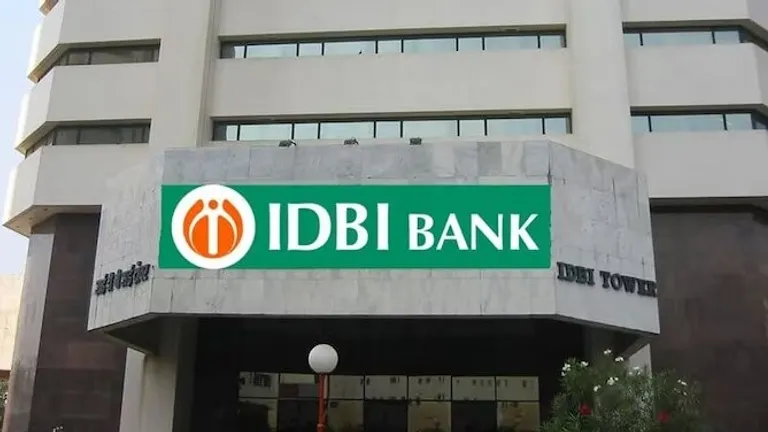 IDBI बैंक को मिला खरीदार! 53,000 करोड़ रुपये की मेगा डील से सरकार और LIC बेचेंगे 60% से ज्यादा हिस्सेदारी NewsTak