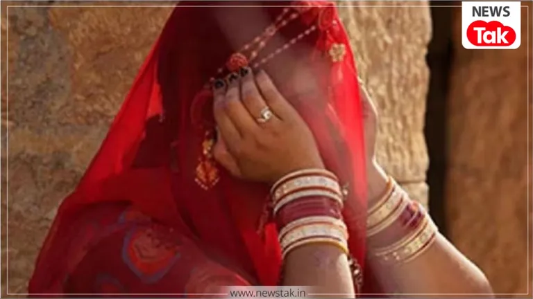 पति की सच्चाई जानकर दुल्हन के उड़ गए होश, फिर 25 दिन बाद हो गई की मौत, ससुराल पक्ष पर लगे गंभीर आरोप शादी के 25 दिन बाद नवविवाहिता की मौत (सांकेतिक तस्वीर)