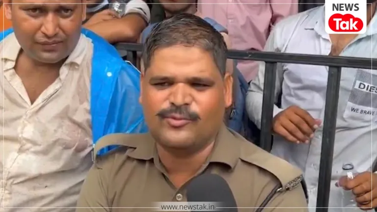 'अब मैं खोलूंगा हिस्ट्रीशीट...' जंतर-मंतर में प्रोटेस्ट के दौरान इस्तीफा देने वाले उत्तराखंड पुलिस के जवान शेर सिंह का नया वीडियो वायरल शेर सिंह का नया वीडियो वायरल
