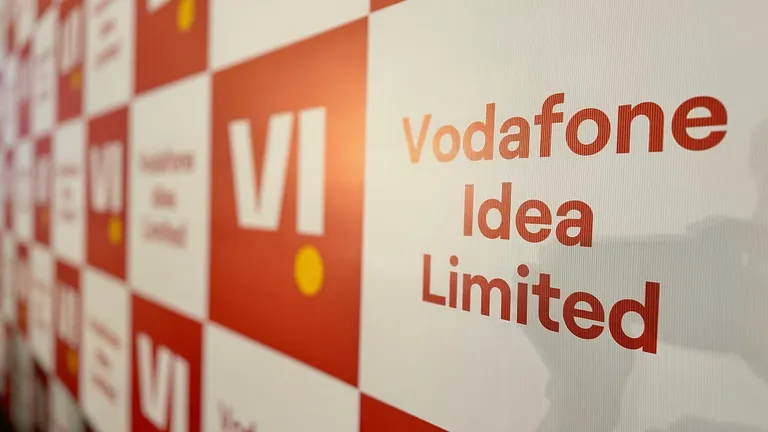Vodafone Idea को बड़ा झटका, DoT ने लगाया करोड़ों का जुर्माना ! शेयर पर दिखेगा असर ? NewsTak