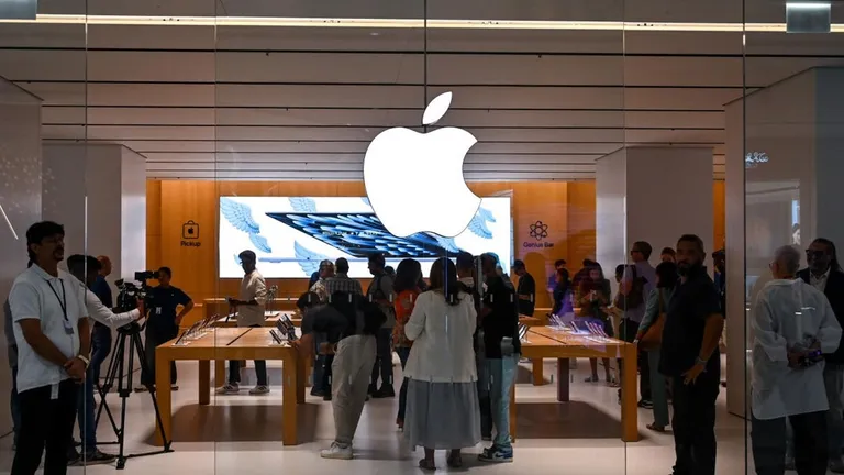 BIZ Deal : Flipkart Freedom Sale 2026: ₹80 हजार से कम में iPhone 17 खरीदने का मौका, iPhone 15 से लेकर Pro Max तक मिलेंगे बड़े ऑफर्स NewsTak