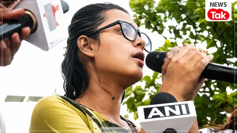 रांची में JPSC-JSSC प्रदर्शन के दौरान AISA अध्यक्ष नेहा बोरा पर फेंकी गई स्याही, बोलीं- 'टियर गैस और लाठियों से नहीं डरे, तो स्याही से क्या डरेंगे' NewsTak