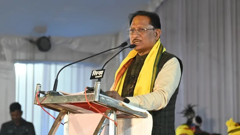छत्तीसगढ़ में AI क्रांति का आगाज: ₹500 करोड़ के AI मिशन को मिली मंजूरी, मुंगेली में लगेगा BEML का बड़ा हैवी मशीनरी प्लांट NewsTak