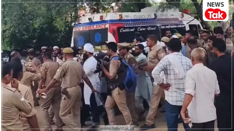 Aban Funeral: अतीक का बेटा Ali इस हाल में पहुंचा Jhansi Jail, रिपोर्टर के सवाल पर किया ये इशारा छोटे भाई अबान के जनाजे से लौटकर झांसी जेल पहुंचा अली अहमद