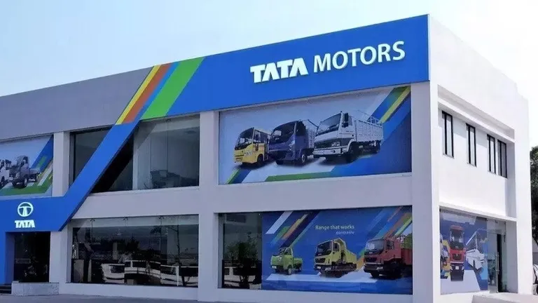 Tata Motors CV का Q1 में दमदार प्रदर्शन, मुनाफा 83% बढ़ा, ₹13,500 करोड़ का नेट कैश NewsTak