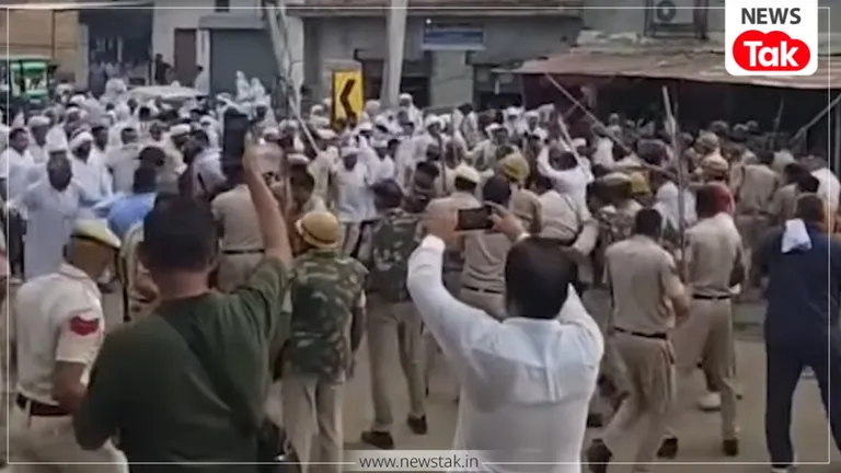 हांसी में सीएम के ध्वजारोहण कार्यक्रम पर भारी बवाल, पुलिस और किसानों में झड़प के बाद लाठीचार्ज, जानें क्यों भड़के लोग? हांसी में सीएम के ध्वजारोहण कार्यक्रम पर भारी बवाल
