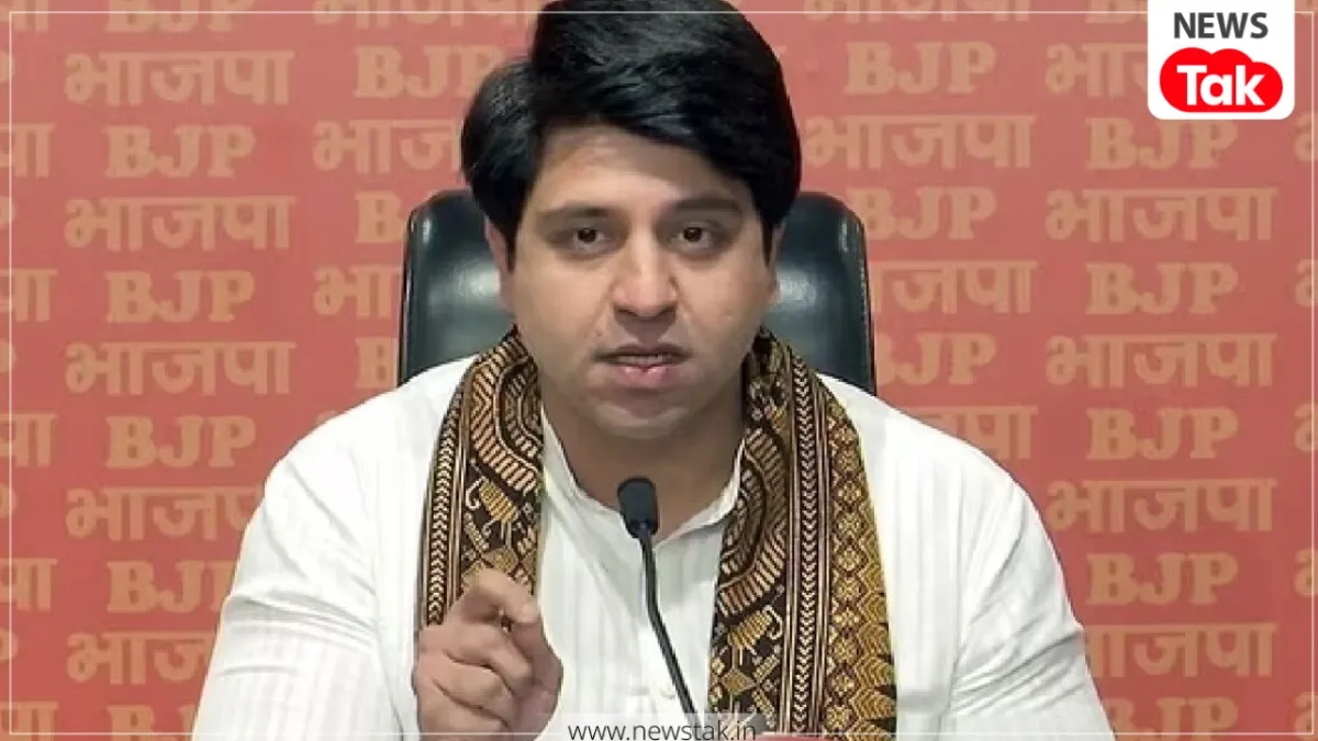 Shehzad Poonawalla Resigns BJP