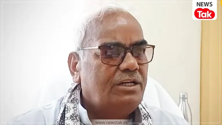 'माहौल खराब करने आए थे...': कॉकरोच जनता पार्टी-CJP नेताओं की पिटाई पर बोले राजस्थान के शिक्षा मंत्री मदन दिलावर CJP को लेकर शिक्षा मंत्री का बड़ा बयान