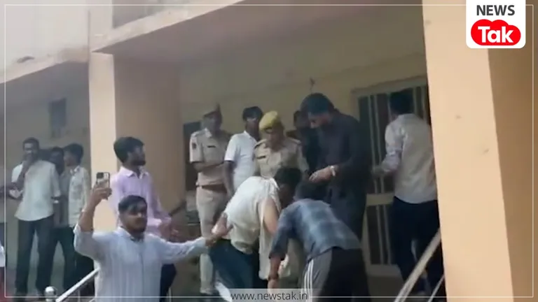 जोधपुर: CJP के कार्यक्रम में थप्पड़बाजी और भारी हंगामा! ABVP-BJYM कार्यकर्ताओं पर जबरन घुसने का आरोप, पुलिस ने लिए एक्शन जोधपुर में CJP कार्यक्रम के बाहर हाई वोल्टेज ड्रामा