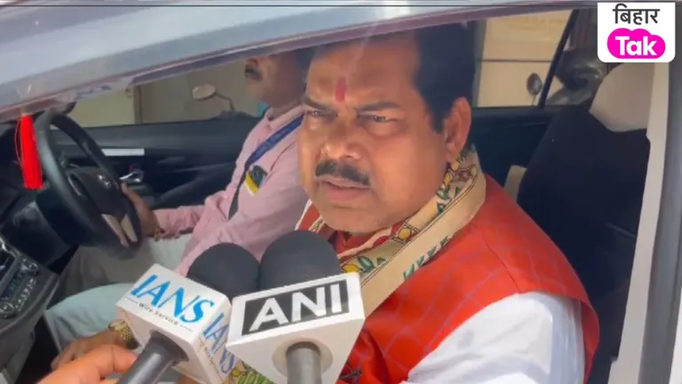 'पहले 10वीं पास कर लीजिए, फिर...', शिक्षा मंत्री मिथिलेश तिवारी ने तेजस्वी यादव पर बोला हमला Mithilesh Tiwari