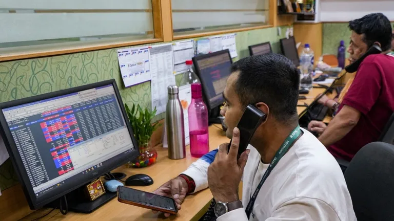 Expiry Day पर बड़ा बदलाव संभव! SEBI करेगा डेरिवेटिव सेटलमेंट प्राइस का रिव्यू NewsTak