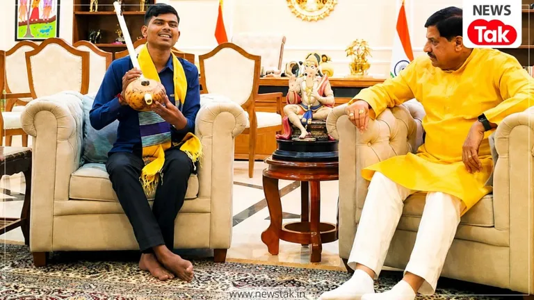 'हनुमान अंश' फिल्म में गाना गाकर चर्चा में आए सुनील लोधी से मिले CM डॉ. मोहन यादव, कराएंगे उनकी आंखों का इलाज NewsTak