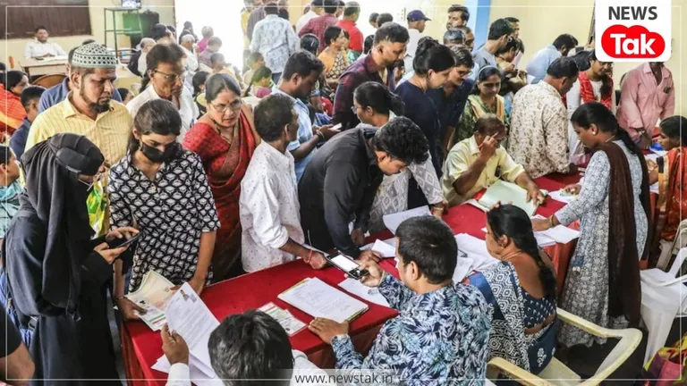 Delhi SIR: SIR में फंस गए बड़े-बड़े दिग्गज! क्यों दिया 33 लाख लोगों को SIR नोटिस? क्या है कहानी? Delhi SIR