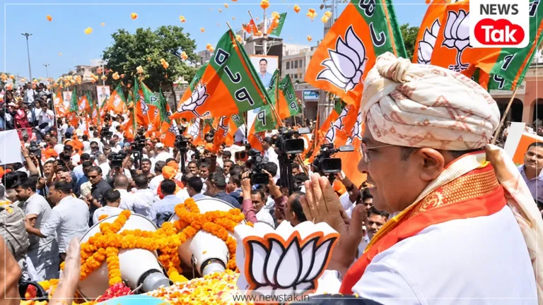Rajasthan Panchayat Election: निकाय चुनाव के बाद BJP ने गांवों की ओर बढ़ाया कदम, 23 जिलों में बड़े नेताओं को उतारा... आखिर क्या है पार्टी की रणनीति? पंचायत चुनाव से पहले एक्शन मोड में BJP