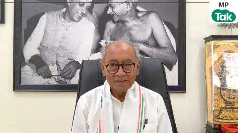 पदयात्रा से पहले दिग्विजय सिंह का बड़ा हमला: बोले- 'राम मंदिर चंदा चोरी के पैसों से बन रहे BJP-RSS के दफ्तर' NewsTak