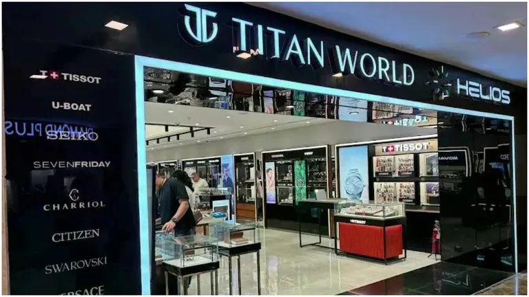 Titan Share Price: 25 फीसदी की ग्रोथ के बाद भी क्यों टूटा शेयर? Nomura फिर भी क्यों बोला "खरीदो" NewsTak