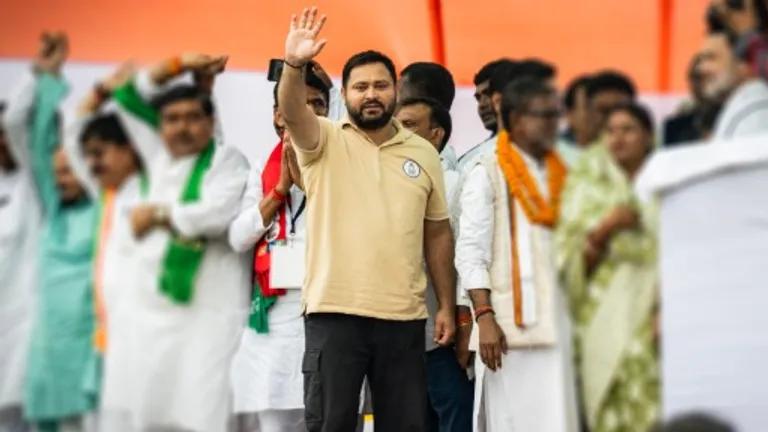 दिल्ली में INDIA Bloc के प्रदर्शन में शामिल होंगे तेजस्वी यादव, वोट चोरी और चुनाव आयोग पर उठाए सवाल Tejashwi Yadav Protest