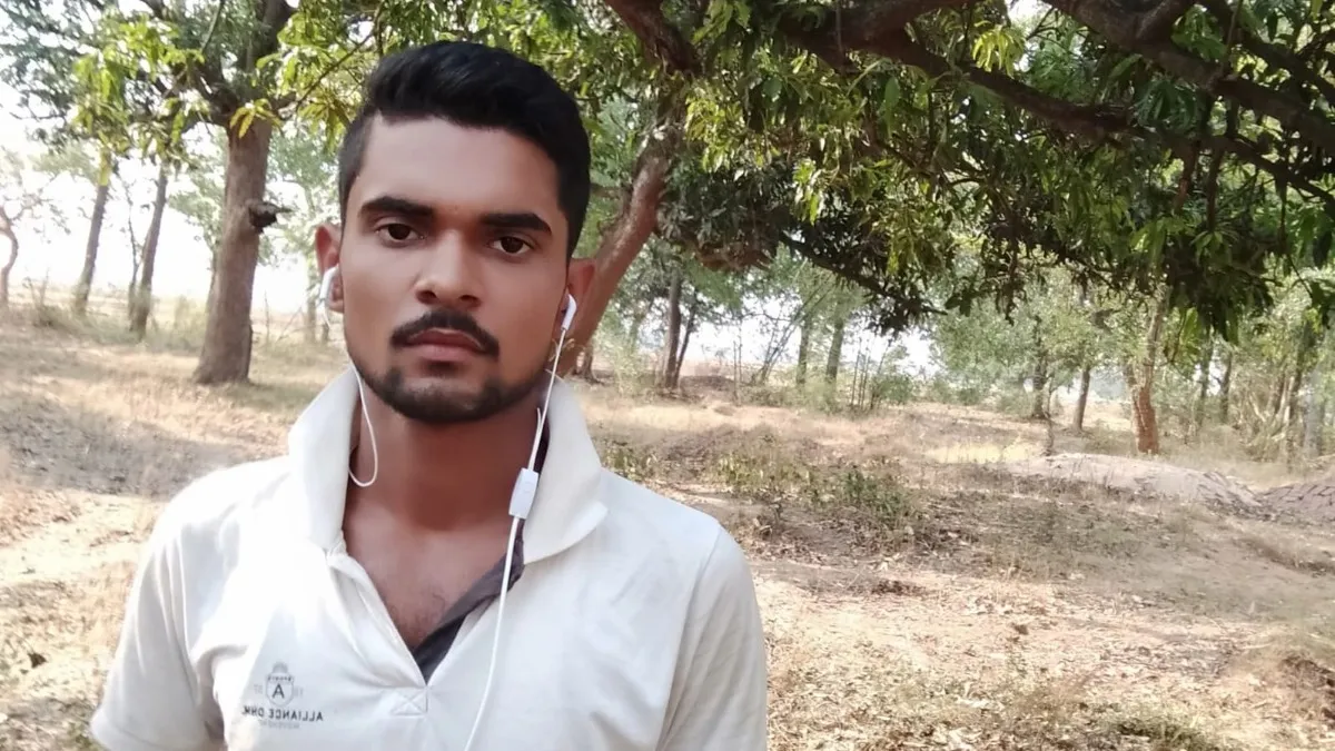 भोजपुर के थाने में होमगार्ड जवान को लगी गोली