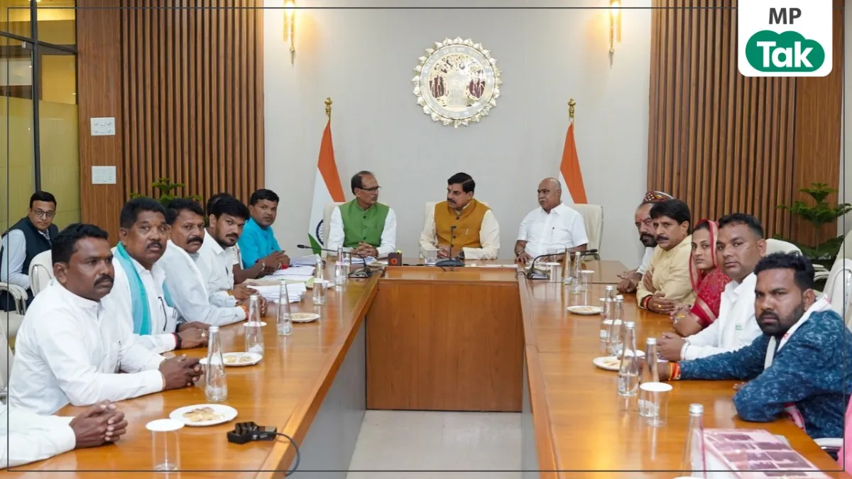 कोसमी में आदिवासियों के गुस्से के आगे झुकी सरकार!