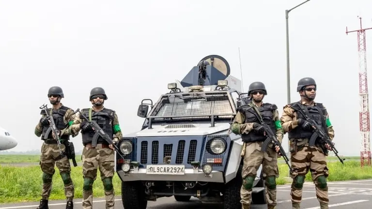 सीआईएसएफ (CISF) का ऐतिहासिक पुनर्गठन: 1 नवंबर 2026 से लागू होगा नया ढांचा, अब क्षेत्रीय नहीं, बल्कि 'Domain' के आधार पर होगी सुरक्षा की जिम्मेदारी NewsTak