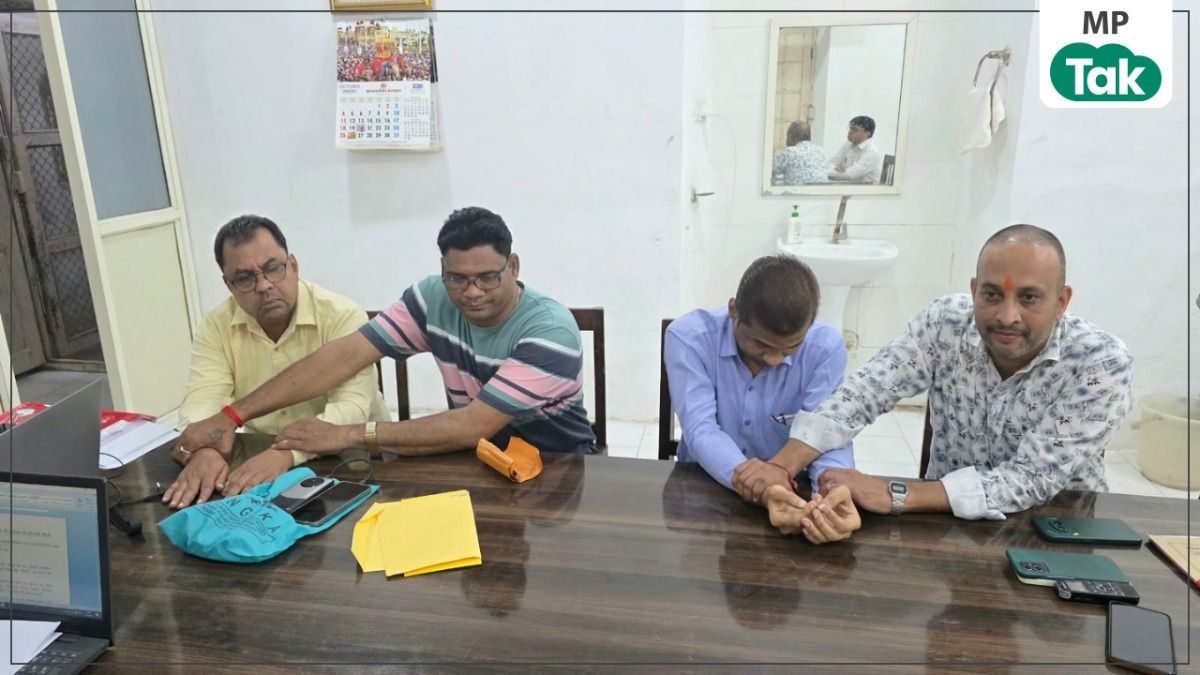वेतन बिल के बदले रिश्वत का खेल! झाबुआ में सहायक ग्रेड-3 कर्मचारी रंगेहाथ गिरफ्तार