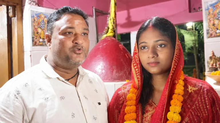 इंस्टाग्राम पर दोस्ती, फिर प्यार...चोरी-छिपे मुलाकातें, परेशान मोहल्ले वालों ने करा दी शादी, मोतिहारी की अनोखी कहानी motihari