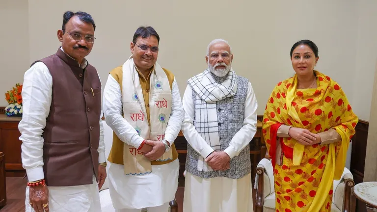 Rajasthan Live News: राजस्थान में बीजेपी को लगेगा झटका! चुनाव से पहले इस सर्वे में आए चौंकाने वाले आंकड़ें NewsTak