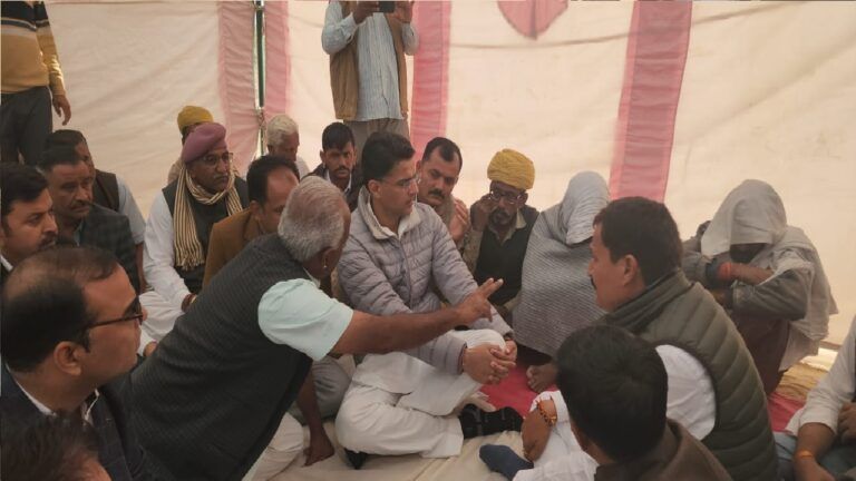 जोधपुर: गैस सिलेंडर ब्लास्ट पीड़ितों से मिलने पहुंचे सचिन पायलट, कहा- सरकार और मदद करे NewsTak