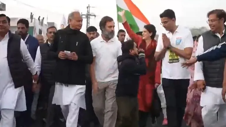 Rajasthan: कांग्रेस ने विधानसभा चुनाव के लिए जारी की पर्यवेक्षकों की लिस्ट Rajasthan: कांग्रेस ने विधानसभा चुनाव के लिए जारी की पर्यवेक्षकों की लिस्ट