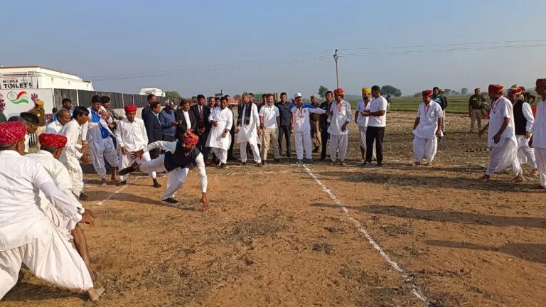 जालौरः राहुल गांधी के सामने डोटासरा ने चांदना को दी मात! जानिए पूरा मामला NewsTak