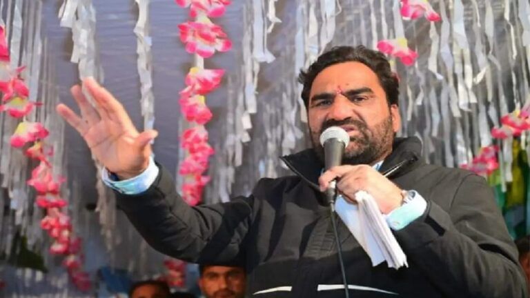 एसीबी के फरमान पर हनुमान बेनीवाल बरसे- भ्रष्ट अफसरों को बचाने का तुगलकी फरमान हो रद्द NewsTak