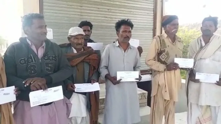 जोधपुर: पाक विस्थापित हिन्दुओं के आधार कार्ड खारिज करने के नोटिस, 21 दिन में मांगा जवाब NewsTak