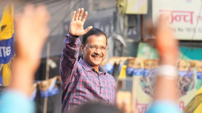 राजस्थान के सियासी रण पर केजरीवाल की नजर, बीजेपी-कांग्रेस का बिगाड़ेगी खेल या तीसरा मोर्चा बनेगी AAP? जानें NewsTak