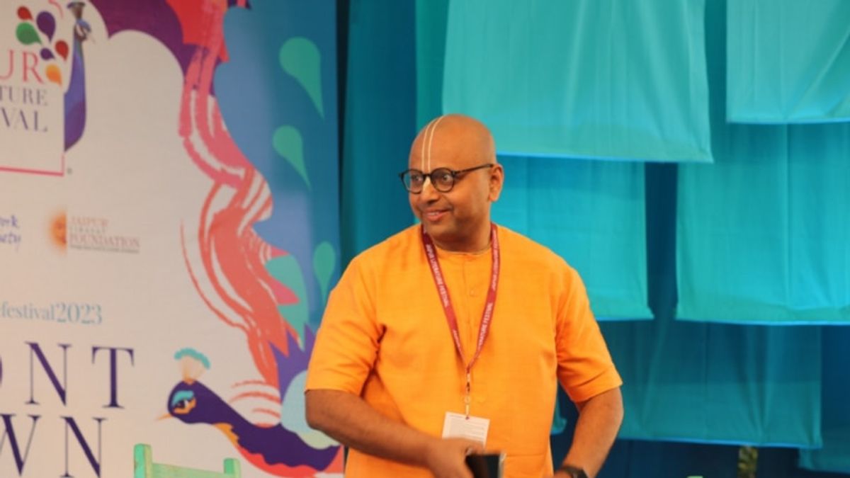 JLF: गौर गोपाल दास ने आइसक्रीम के बहाने दी सीख, बोले- जीवन को पिघलने से पहले इन्जॉय करना चाहिए NewsTak