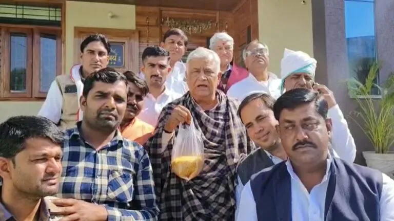 मोदी की जनसभा से पहले किरोड़ी ने संभाली कमान, लोगों को पीले चावल देकर की ये अपील, जानें NewsTak