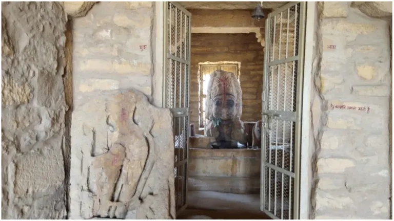 जैसलमेर में मौजूद है 1500 साल पुराना शिव मंदिर, लेकिन ग्रामीण नहीं करते पूजा, जानें क्यों NewsTak